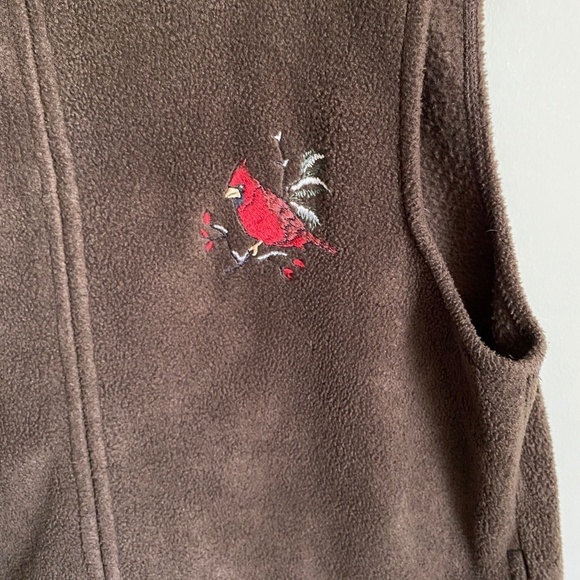 Northern Reflections Embroidered Cardinal‎ Sweater Vest Brown Size Medium - Picture 2 of 10